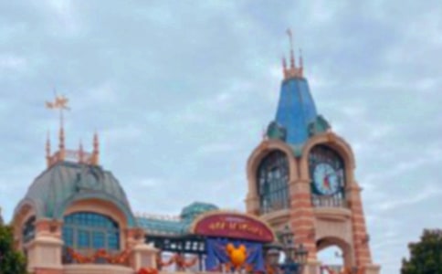 ���Ϻ���ʿ����԰�������ģ���ѡ33ƪ��