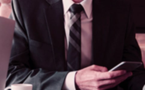 ���ڵ�ǰ�쵼�ɲ���ʽ����͹�����������ֱ��ּ��Բ�