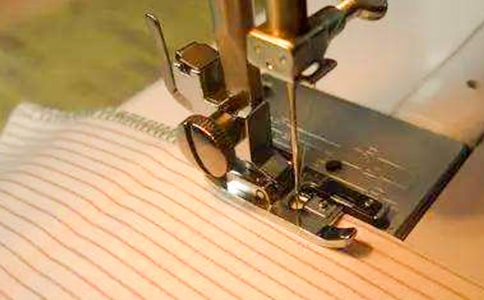 �����Ӳ÷�������ӹ˿����ģ����ţ�