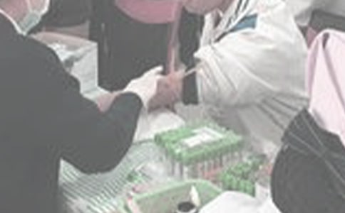 ��һ�γ�Ѫ����