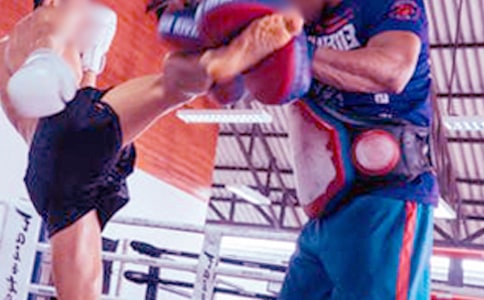 ѧ����ܱ�֤��[�ر�8ƪ]