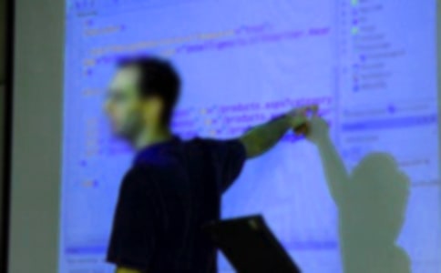 ��ʦ����ʦ���̶�ʦ���ķ��ģ�ͨ��15ƪ��