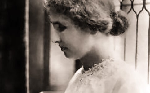 ���׿��ռ��Ӣ�İ� ���ܺ��׿��յ�Ӣ����������