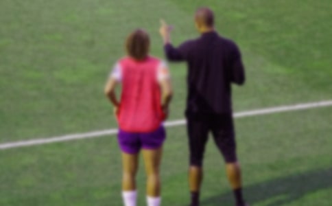 ��У����Ա����ܽ�