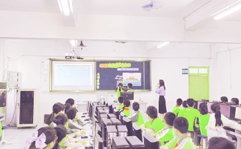 Сѧһ�꼶�ϲ��ѧ�ƻ�