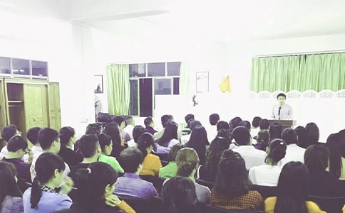 ��Ƹת����ְ����