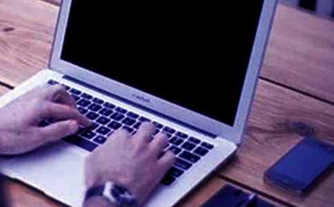 �İ������е��񹫿�������ʵ����̽��