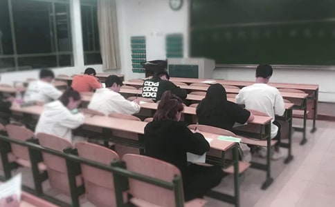 BEC�������Ը߷�д������