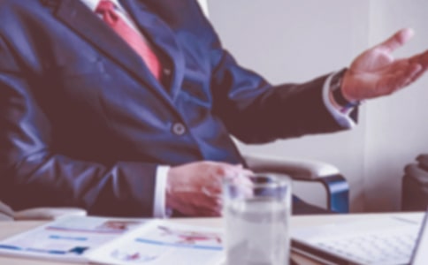 �쵼��ְ����