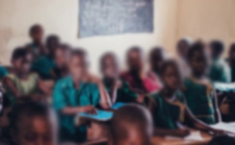 �ذ����ض�ͯ�ľ���