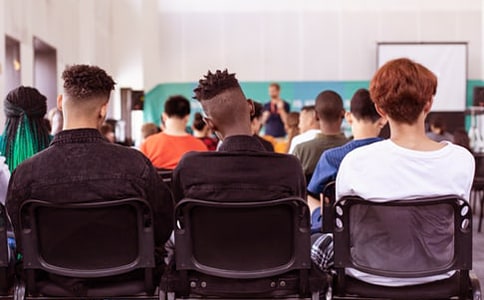 ���д������ѧ����