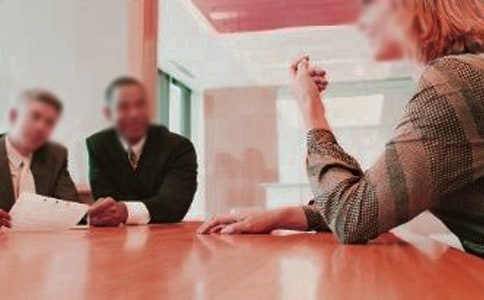 ������ɫ����