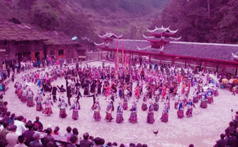 ���գ����������������