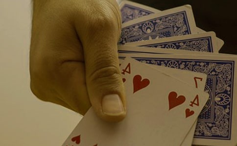 ��ħ���ҵ����ֺ�Ϸ����