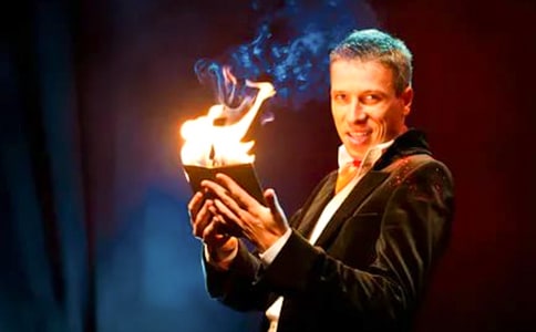 ��ħ��ʦ������