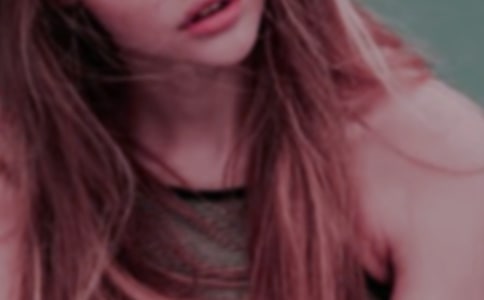 ������Ů����̨��