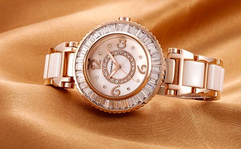 �İ����ֱ�����