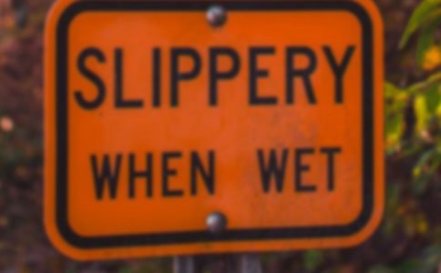 ���޾�Ӫ�б�ͨ��