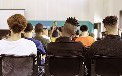 �и�д������