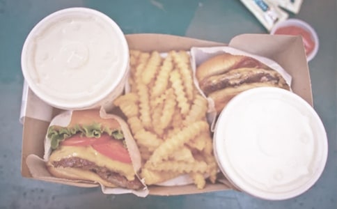 ���ر����������鱨��