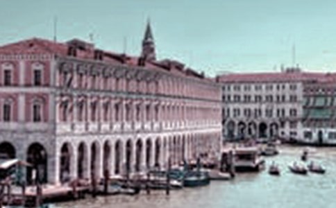 13������˹��Сͧ��