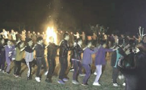 ��ѵ����Ӫ�������ķ��ģ���ѡ3ƪ��