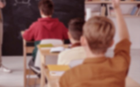 ��ѧ�ڵ�һ������