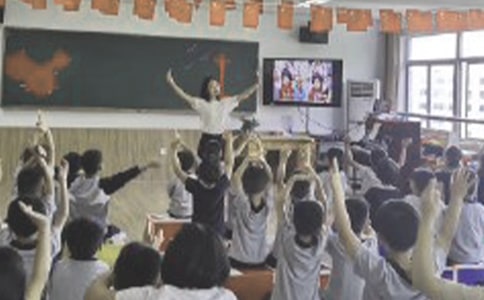 ����ڸ������ֿ����ж�ѧ��������������