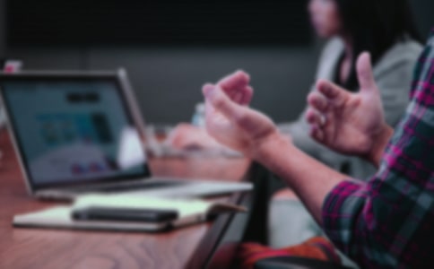 ͨ��ְ������¼