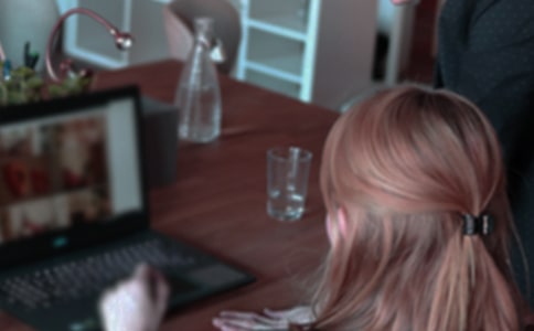 ְ������