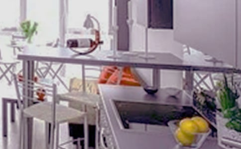 װ������а���ͬ