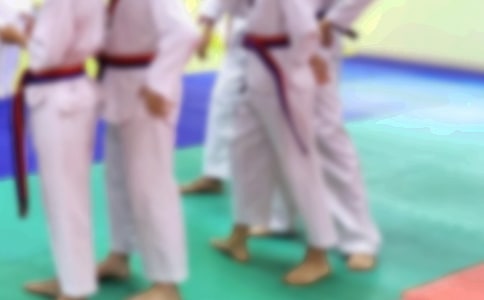 �ҵ���ȭ������