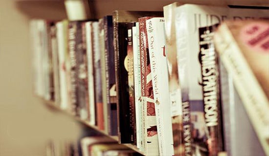 �鼮����������Ľ������ģ�ͨ��22ƪ��